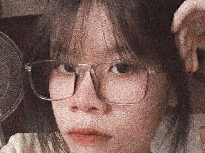 Ảnh 10 của Em Slave kính cận siêu dâm địt nhau trên cầu vượt qua đường (Full Clip + Pic)